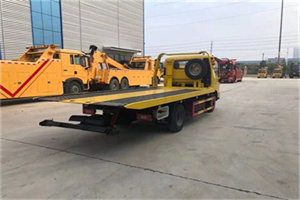 珲春非事故拖车