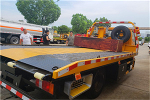 珲春附近拖车电话号码服务